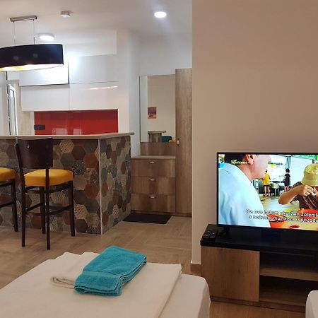 فاليفو Apartman Simic 2 المظهر الخارجي الصورة