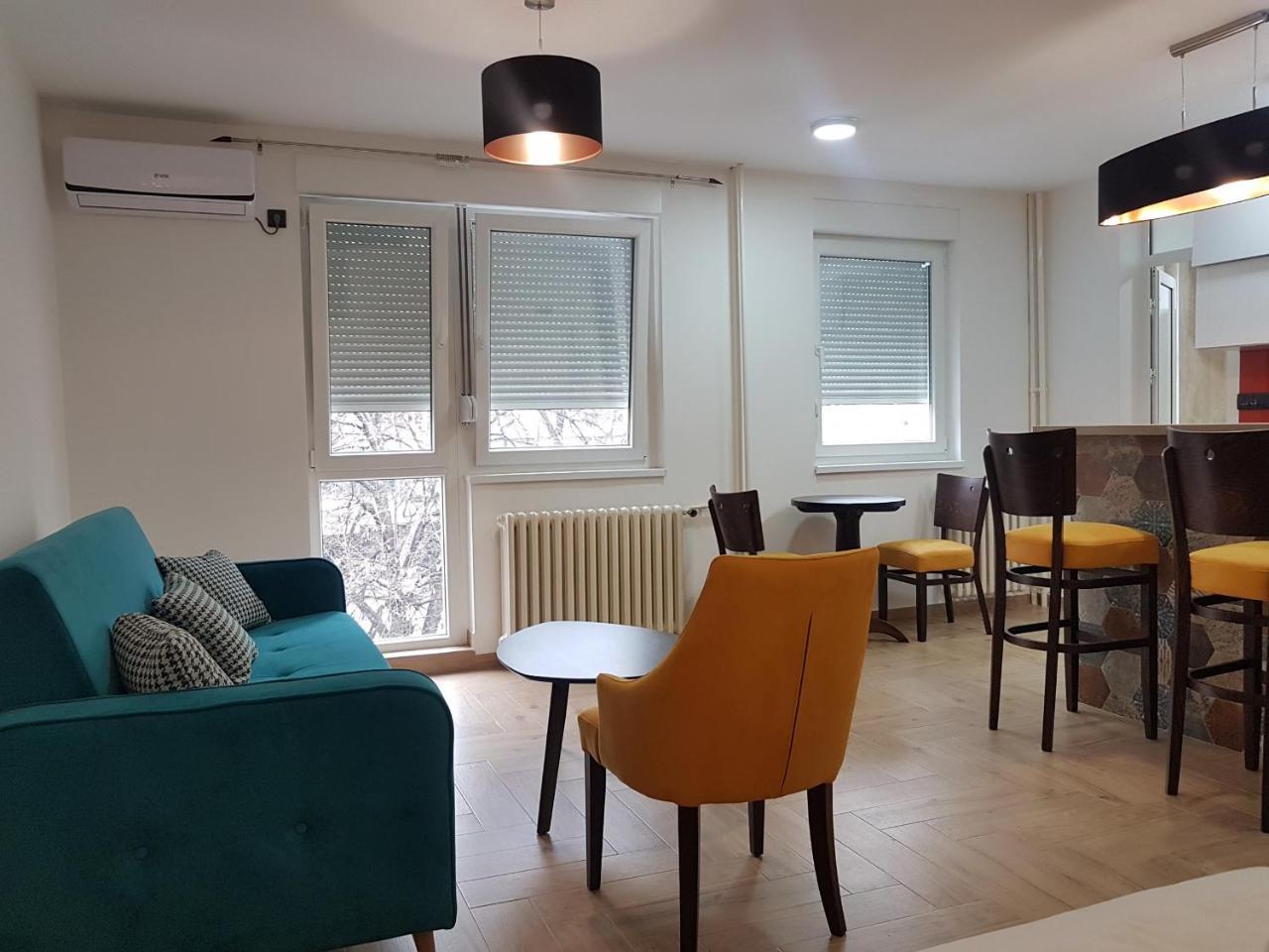 فاليفو Apartman Simic 2 المظهر الخارجي الصورة