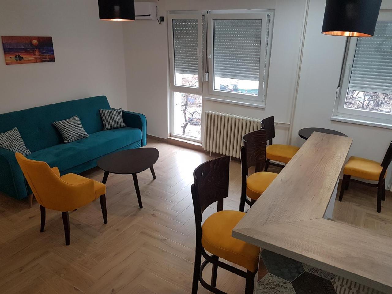فاليفو Apartman Simic 2 المظهر الخارجي الصورة