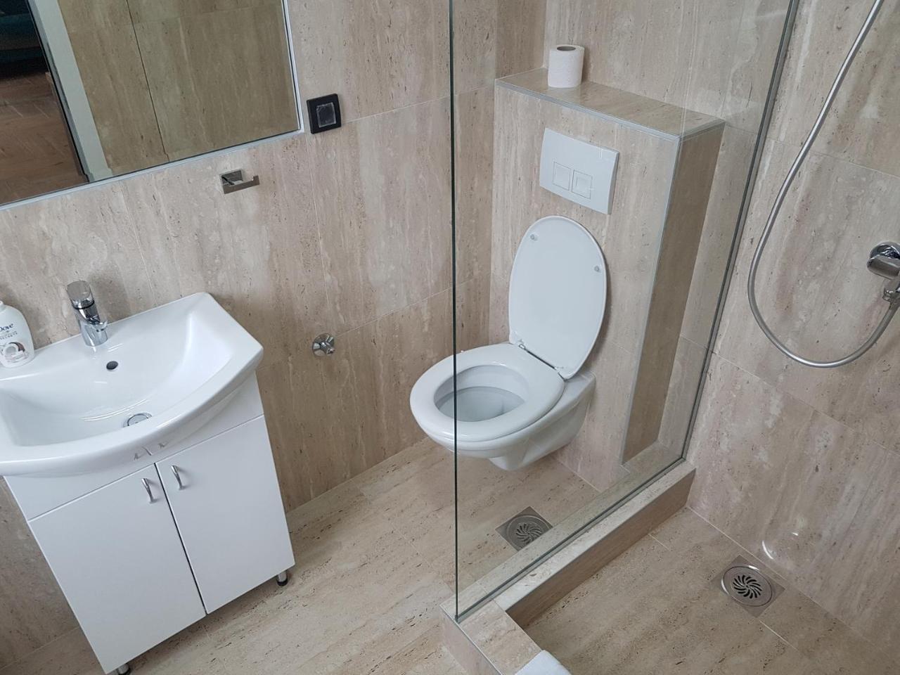 فاليفو Apartman Simic 2 المظهر الخارجي الصورة