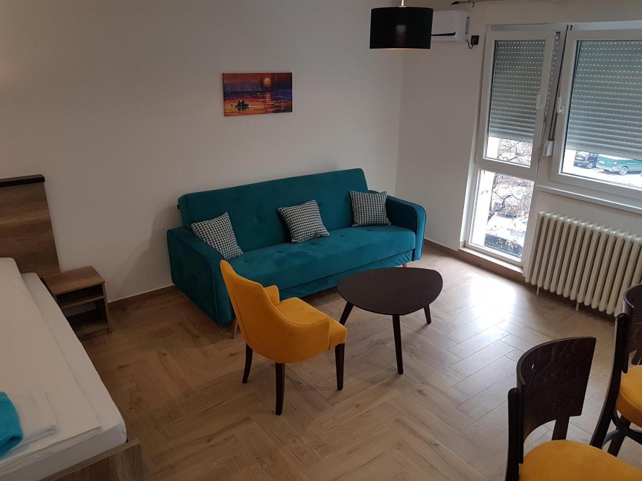 فاليفو Apartman Simic 2 المظهر الخارجي الصورة