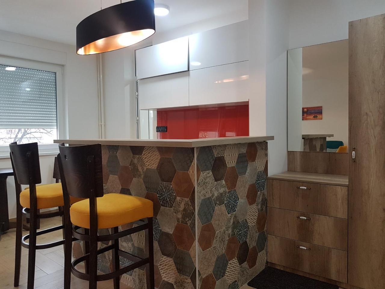 فاليفو Apartman Simic 2 المظهر الخارجي الصورة